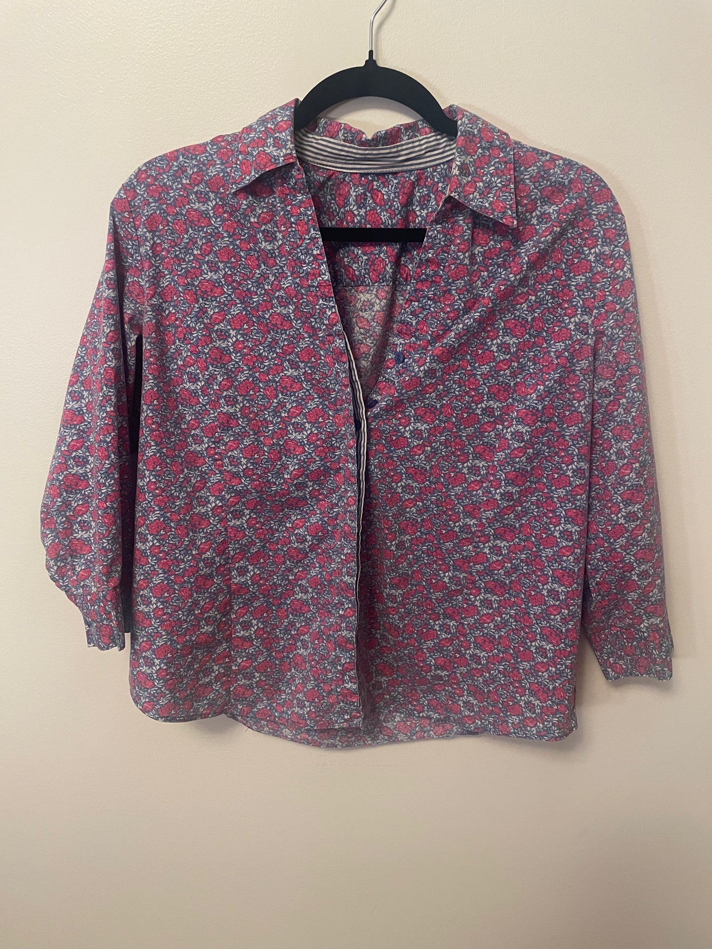 Cotton button flower button down